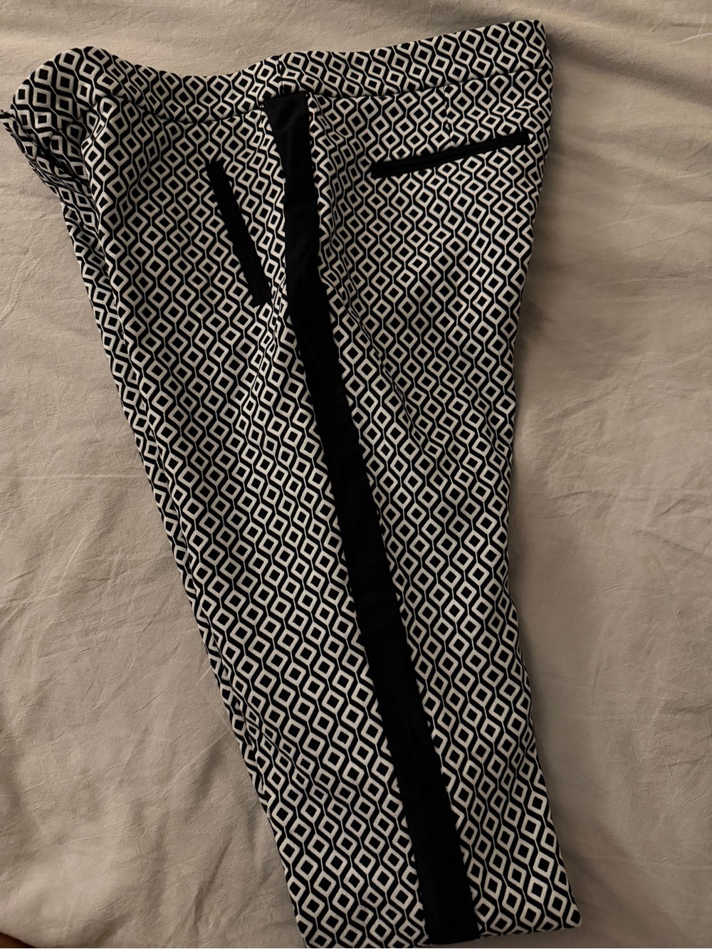 Fashion Nova Black & White Geometric Skinny Pants with Contrast black Trim